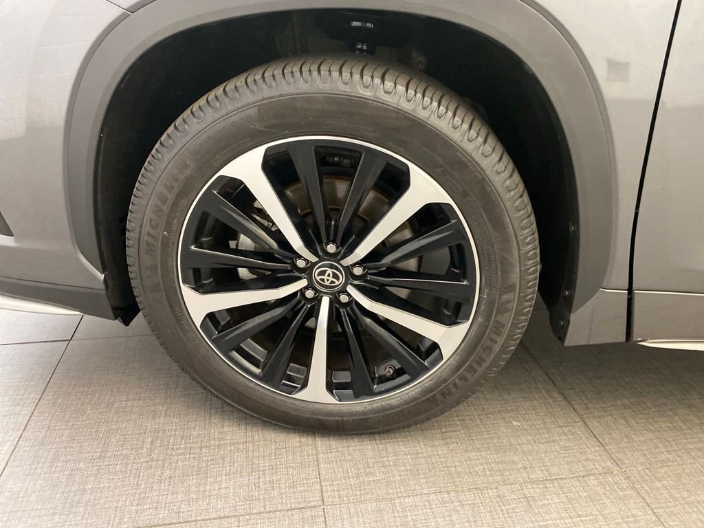 Used 2021 Gray Toyota XSE image 9