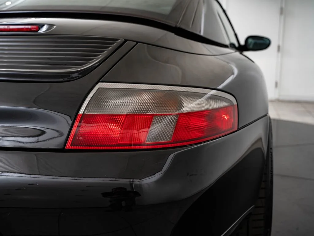 Used 2001 Black Porsche Carrera image 12