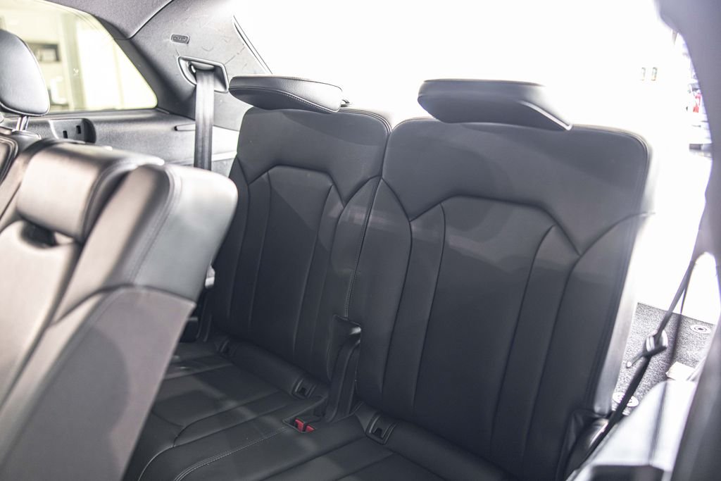 Used 2019 Black Audi 55 Premium image 37
