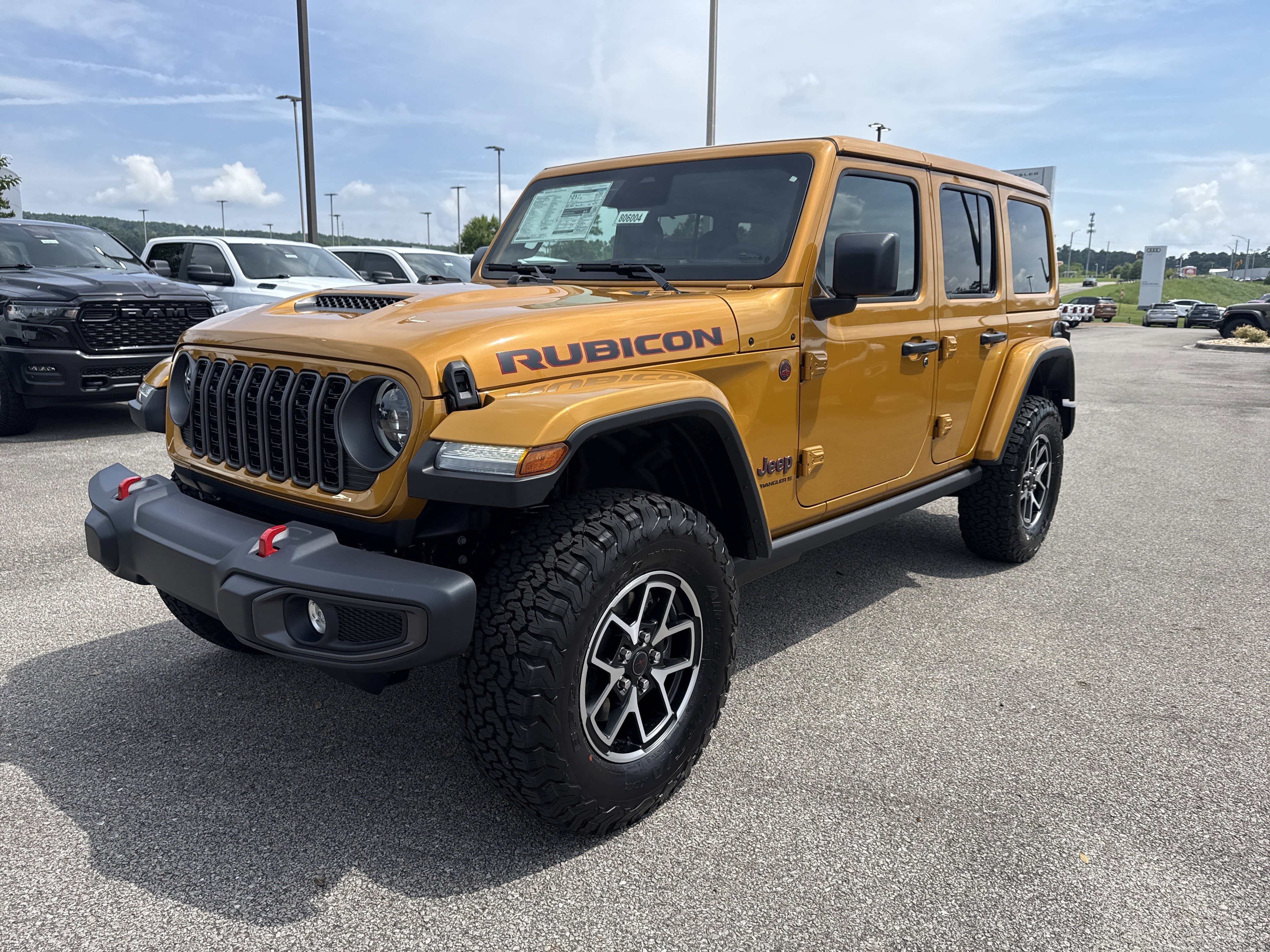 New 2026 Goldilocks Jeep Rubicon image 3