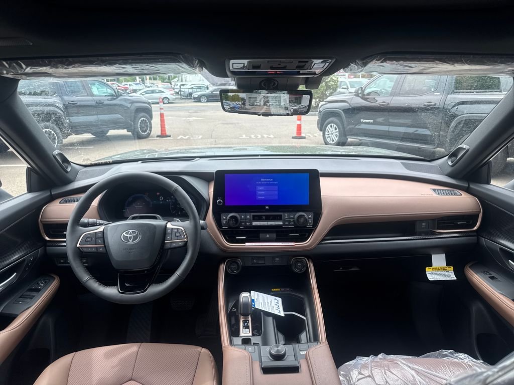 New 2026 Blue Toyota MAX Platinum image 10