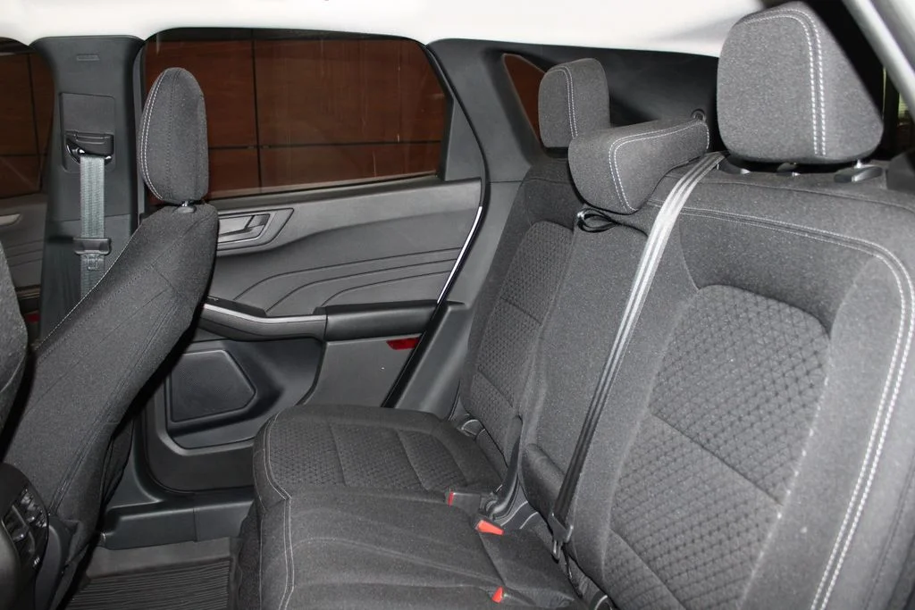 Certified Used 2024 Oxford White Ford Active image 39