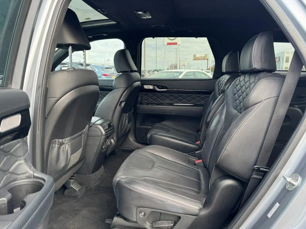 Used 2020 Silver Hyundai Limited image 10