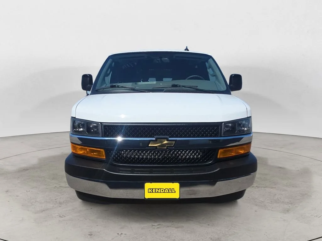 Used 2024 Summit White Chevrolet WT image 8