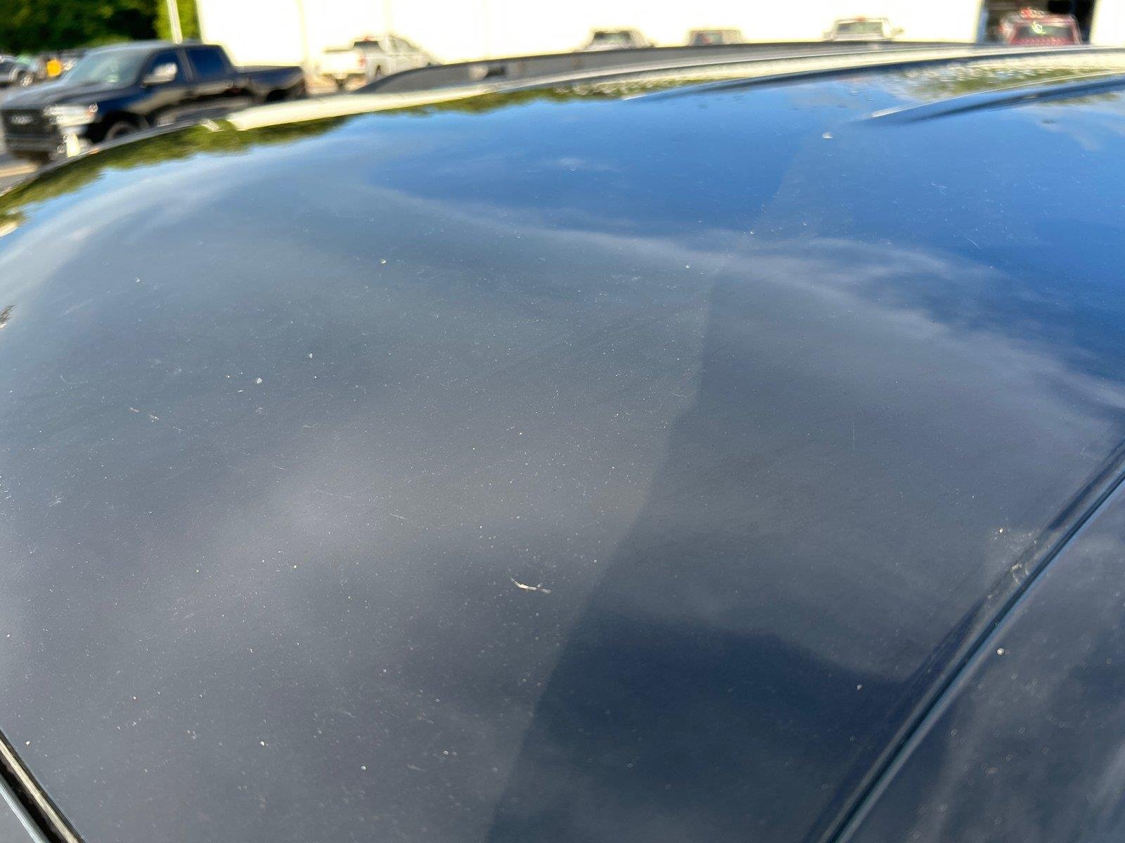 Used 2024 Diamond Black Crystal Pearlcoat Jeep Limited image 15