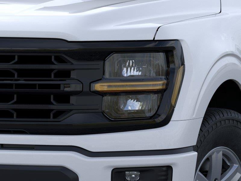 New 2026 Oxford White Ford XLT image 18