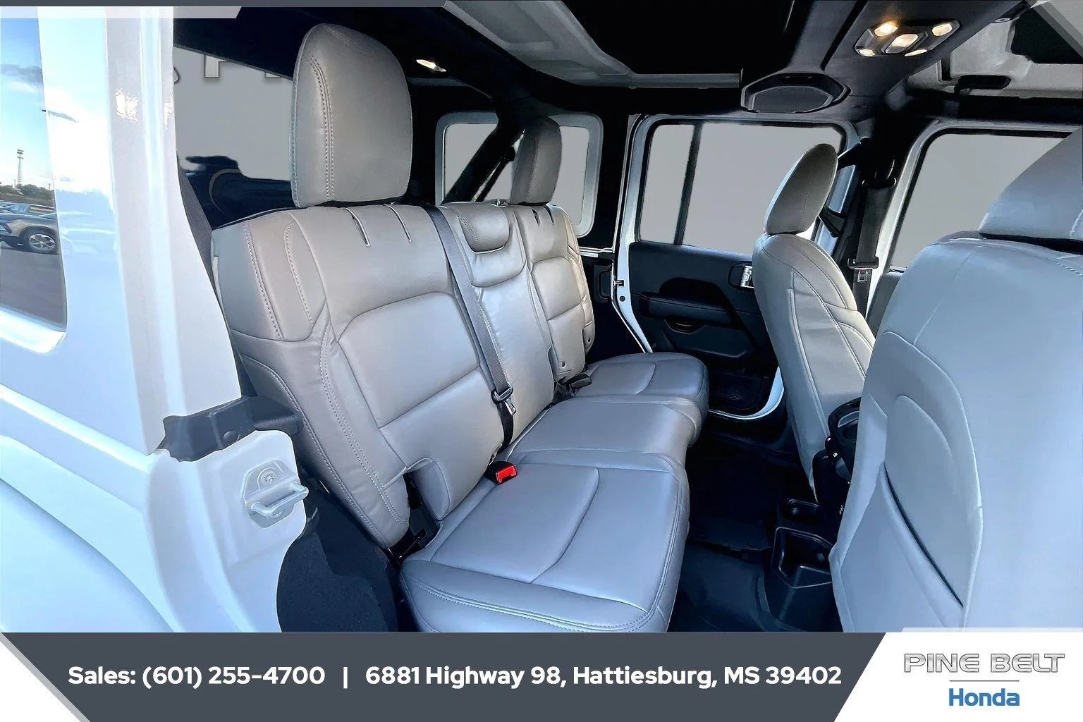 Used 2023 Bright White Clearcoat Jeep Sahara image 20