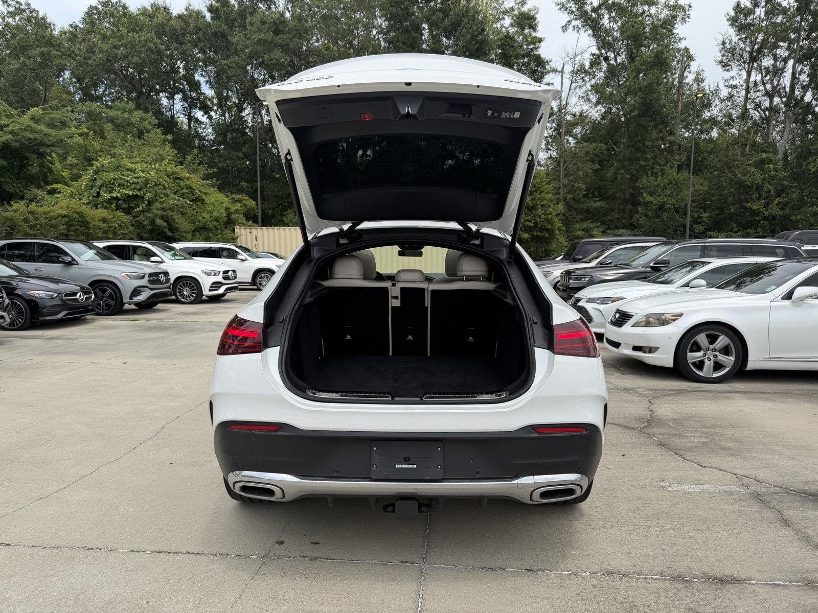 Certified Used 2025 MANUFAKTUR Moonlight White Metallic Mercedes-Benz GLE 450 image 24