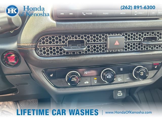 Used 2025 Crystal Black Pearl Honda Sport image 17