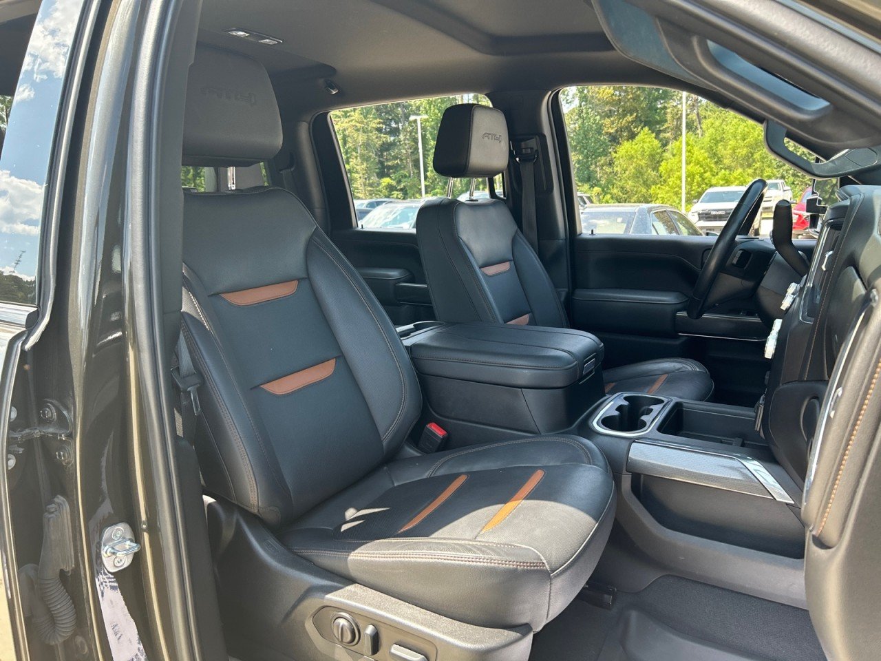 Used 2023 FOREST METALLIC GMC AT4 image 20