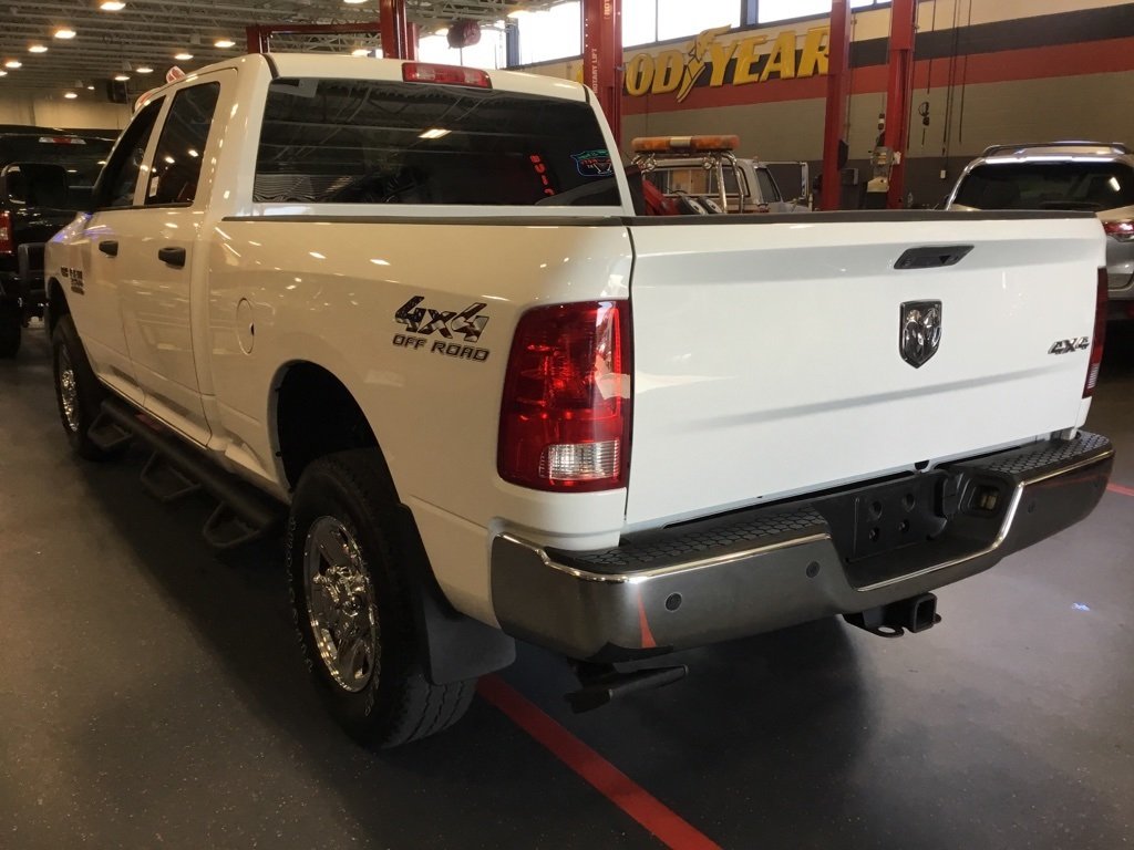 2016 Ram 3500 Tradesman photo 4