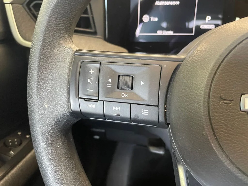 Used 2025 Blue Nissan SV image 12