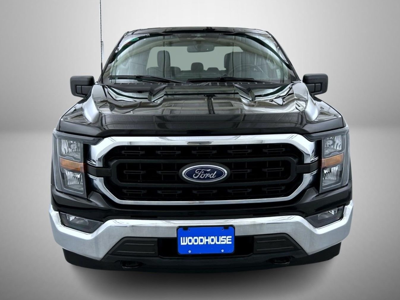 Used 2023 Black Ford XLT image 2