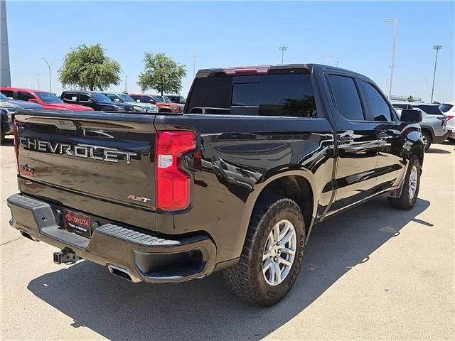 Used 2020 Havana Brown Metallic Chevrolet RST 4x4 Crew Cab 5.75 ft. box 147.4 in. WB image 3