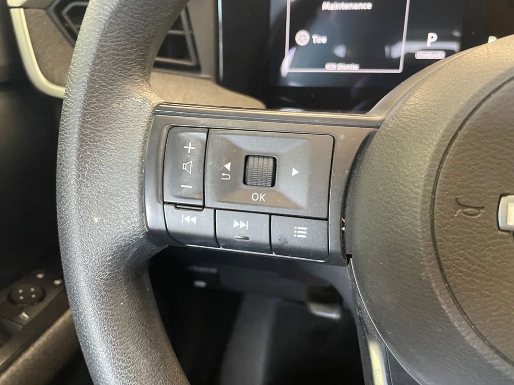 Used 2025 Blue Nissan SV image 12