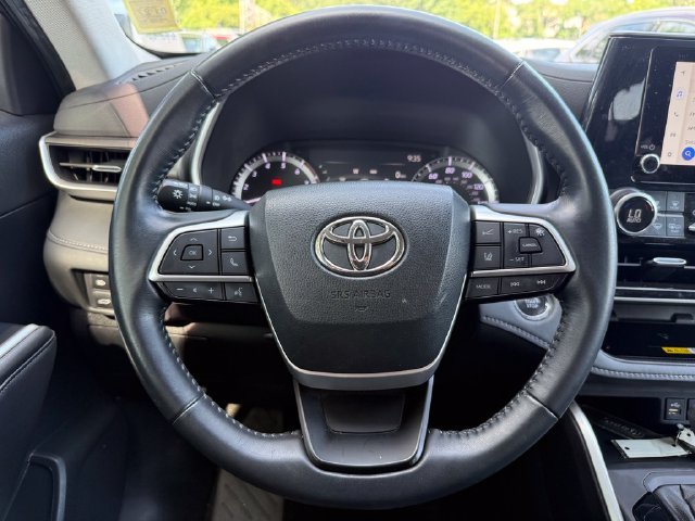 Used 2023 Gray Toyota XLE image 12