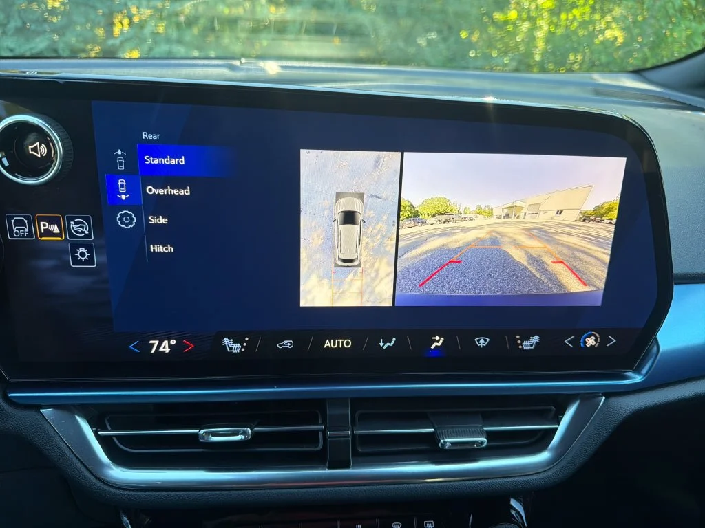 2024 Chevrolet Equinox EV LT - Photo 20