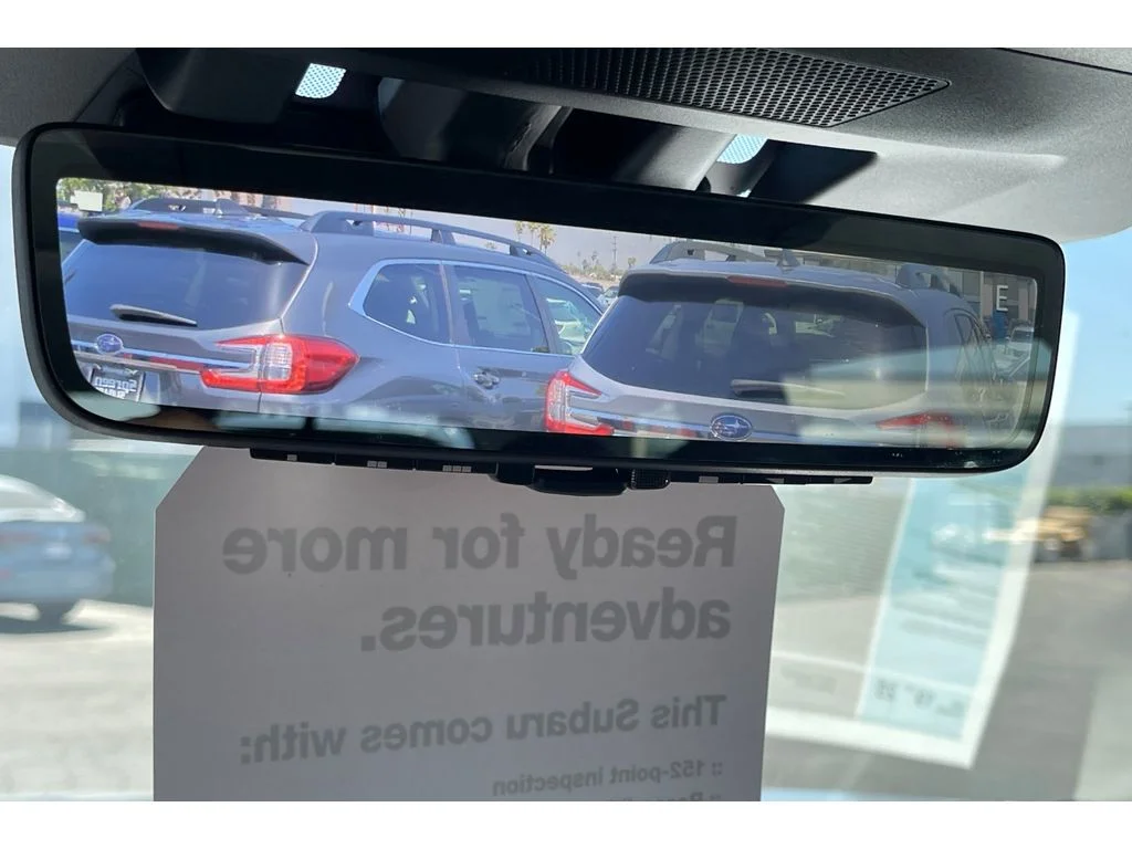 Certified Used 2025 Ice Silver Metallic Subaru Onyx Edition Touring image 26