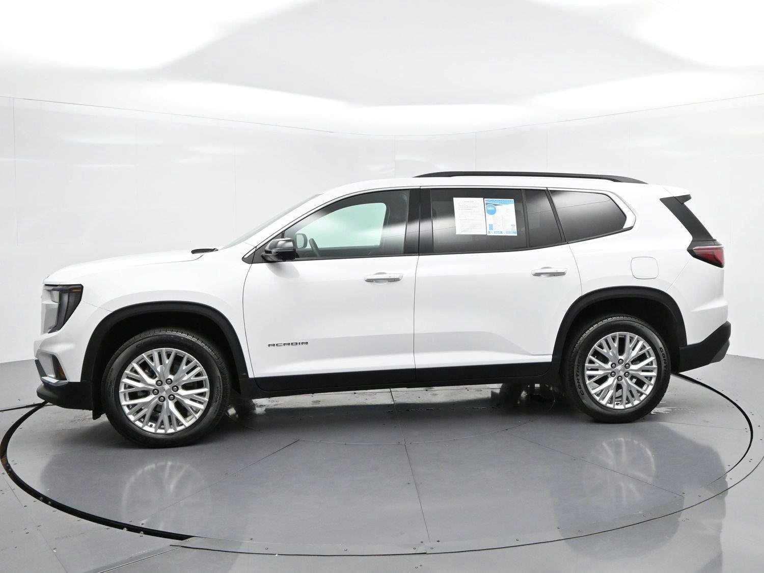 Used 2026 Summit White GMC Elevation image 4