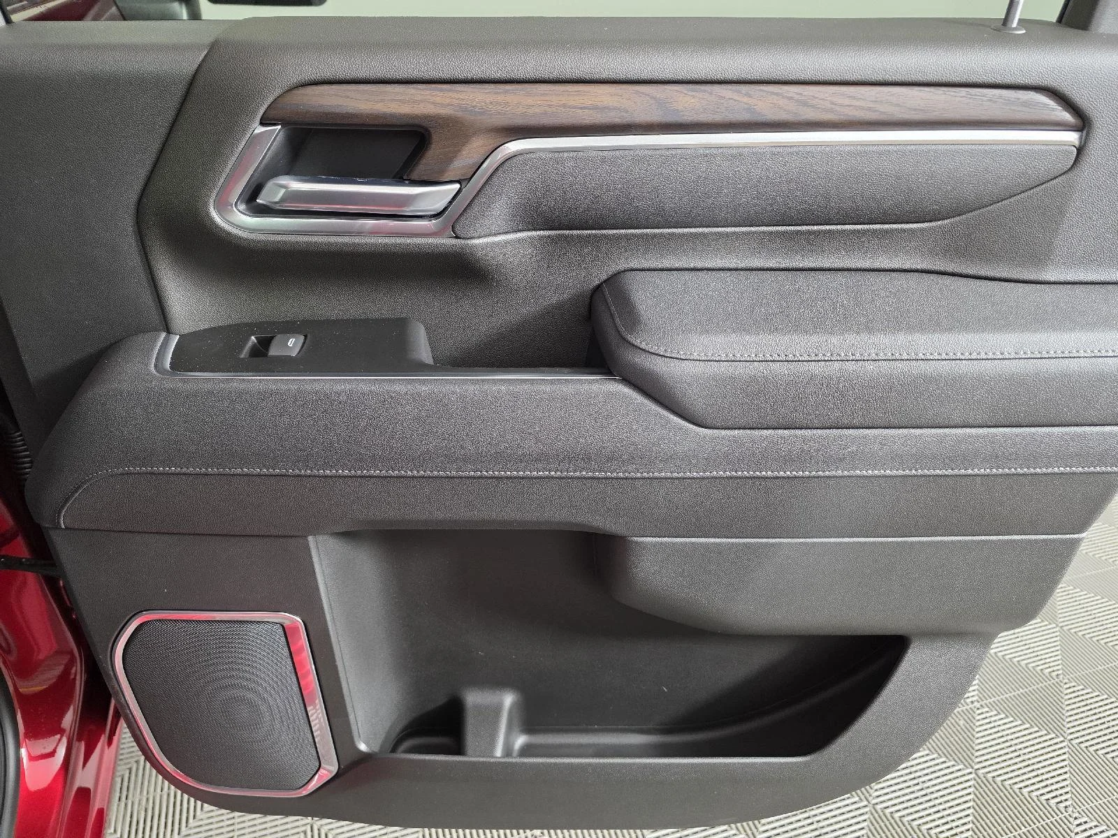 New 2026 Volcanic Red Tintcoat GMC SLT image 21