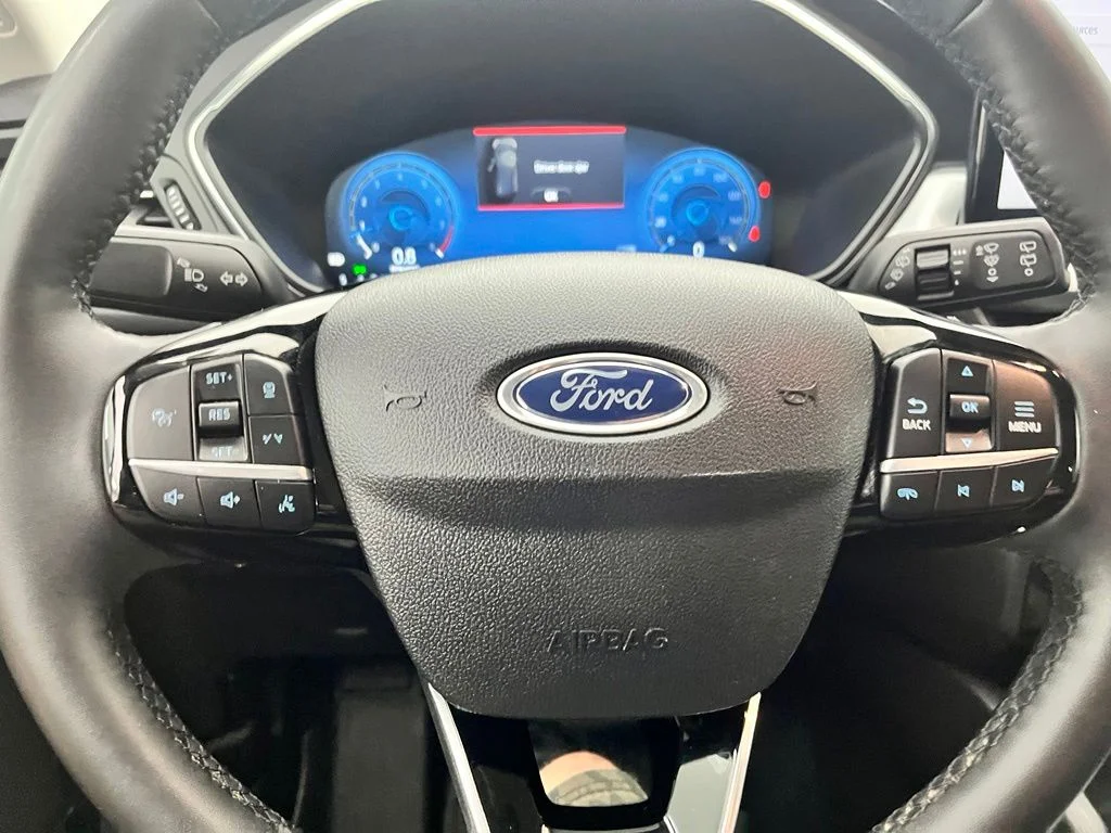 Used 2023 Silver Ford Platinum image 23