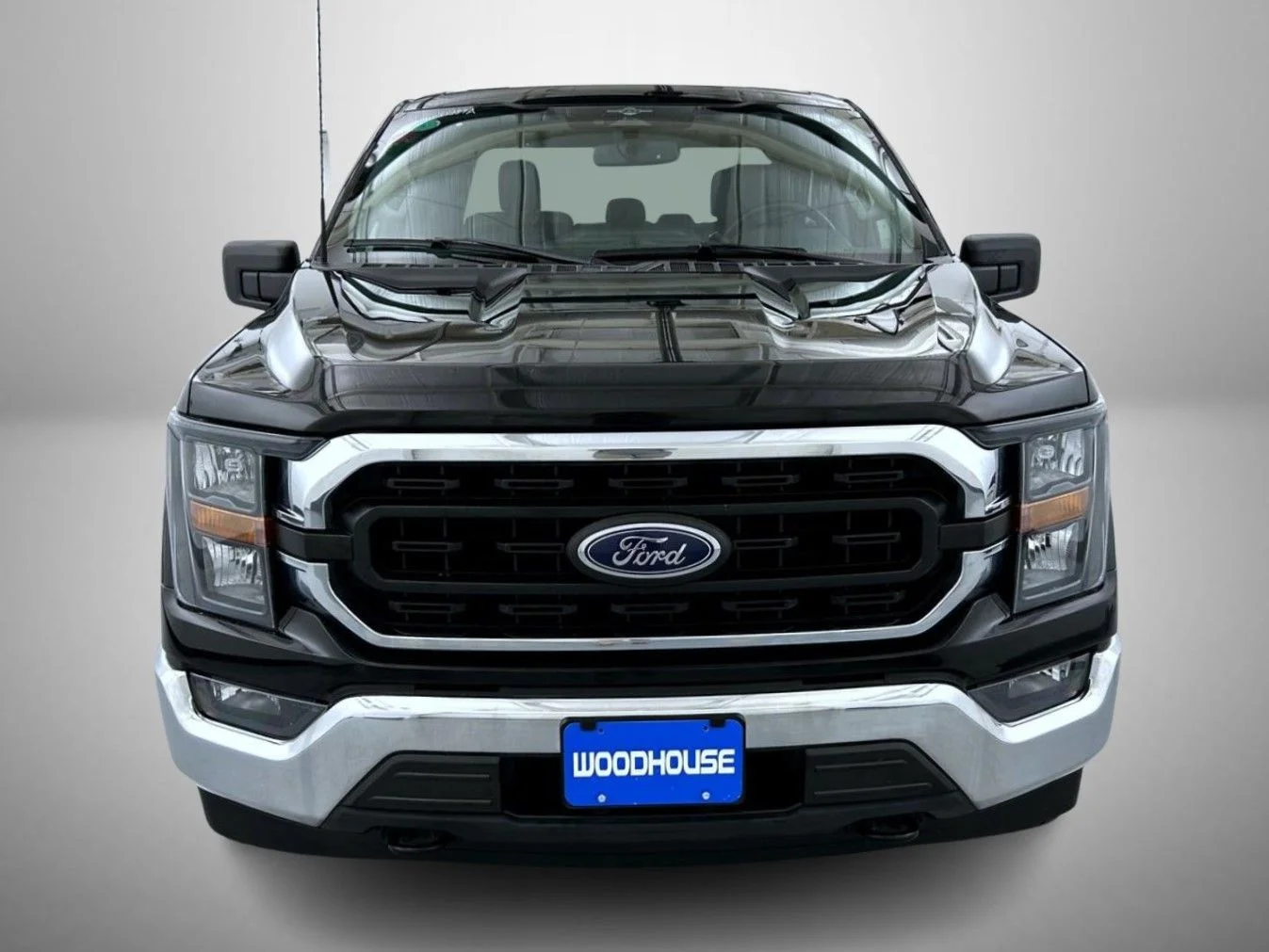 Used 2023 Black Ford XLT image 2