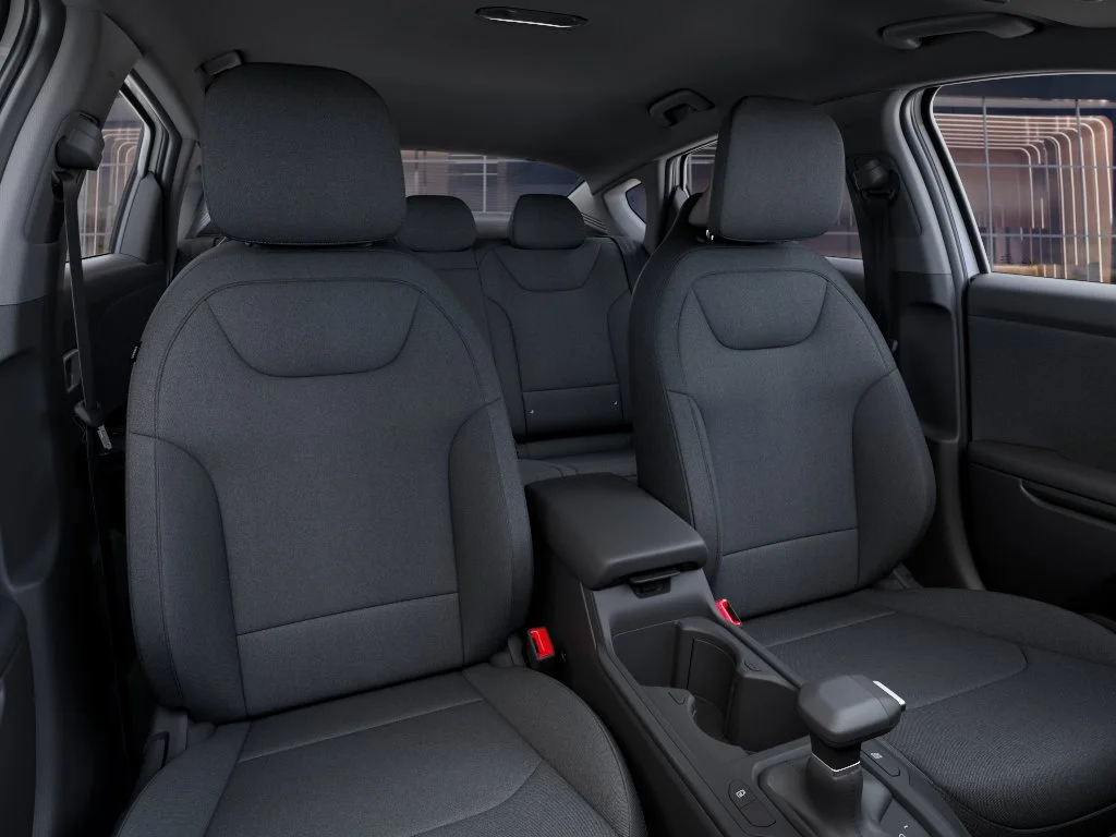 New 2027 Snow White Pearl Kia LX image 15