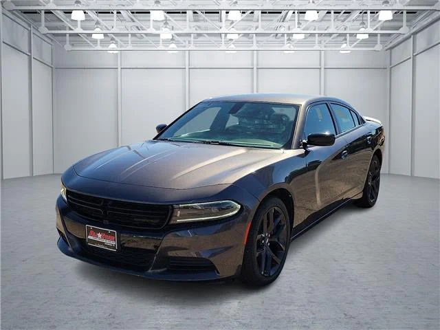 Used 2022 Gray Dodge SXT Rear-Wheel Drive image 1