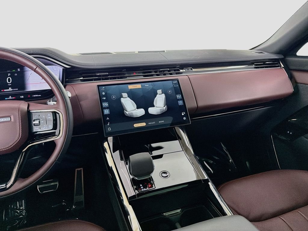 Certified Used 2024 Gray Land Rover Dynamic SE image 25