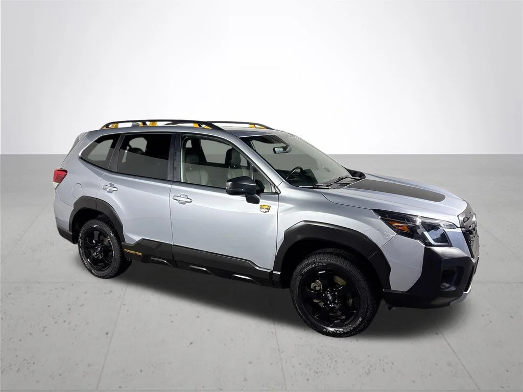 Used 2022 Silver Subaru Wilderness image 4