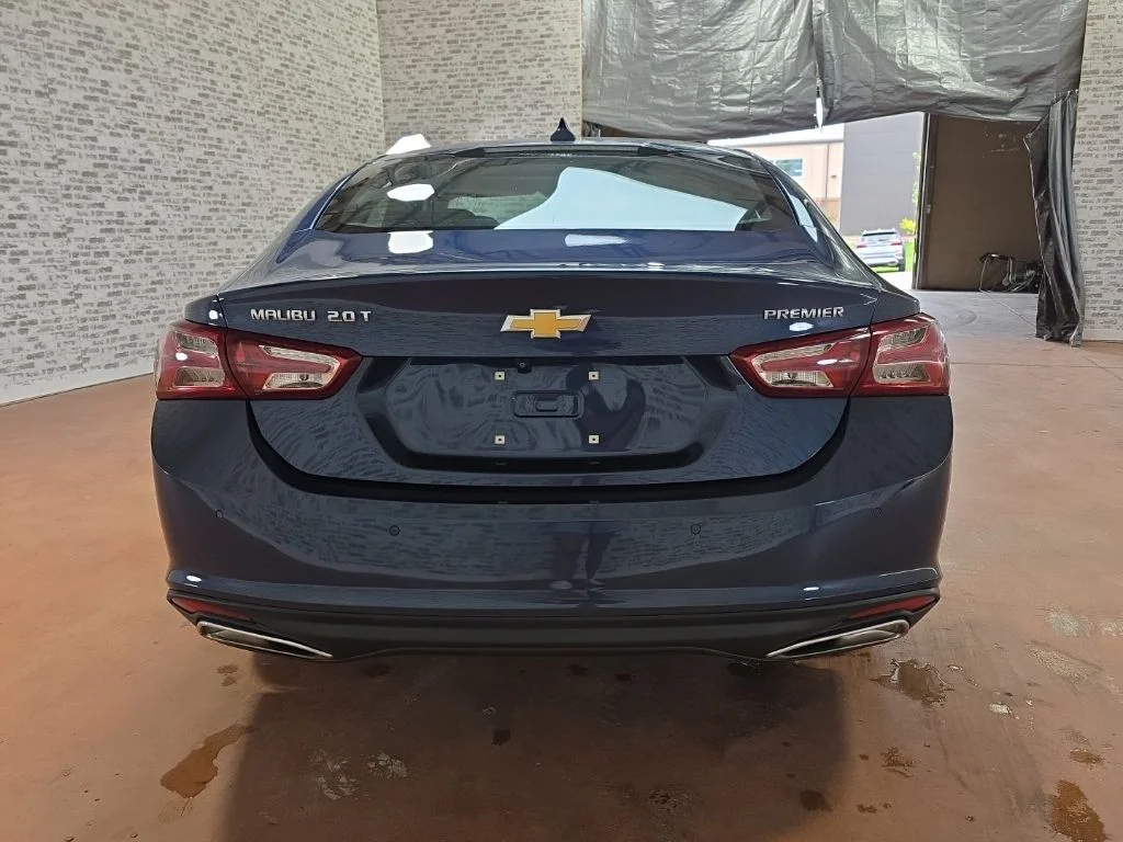 Used 2022 Blue Chevrolet Premier image 5