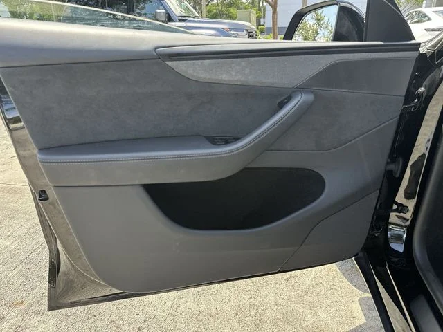 Used 2026 Black Tesla  image 13
