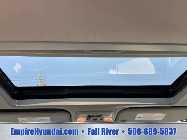 Used 2018 Black Toyota XLE image 11