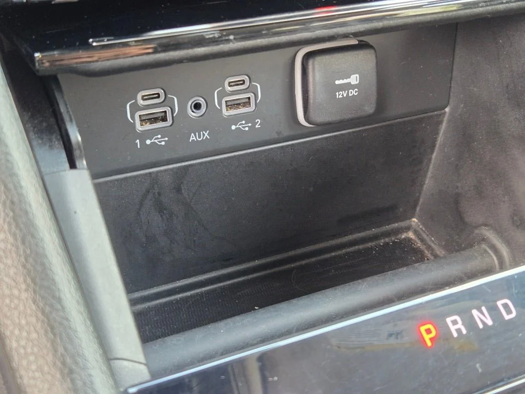 Used 2023 Black Jeep Limited 4x4 image 29
