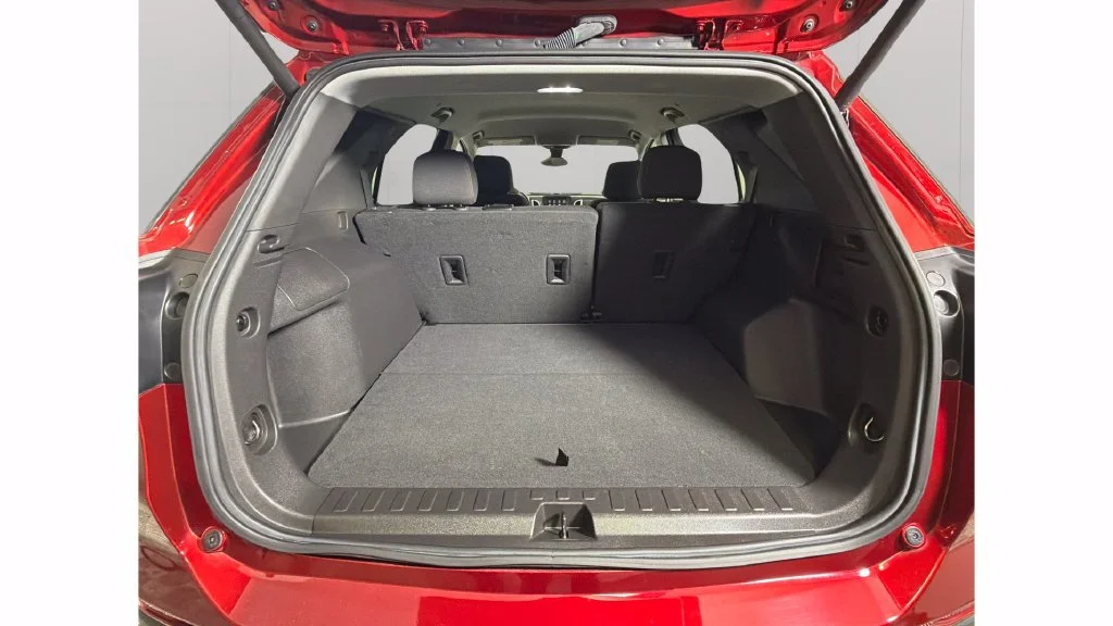 Used 2024 Radiant Red Tintcoat Chevrolet LT image 28