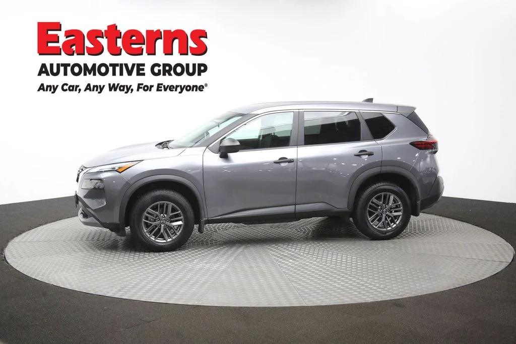 Used 2023 Gray Nissan S image 58
