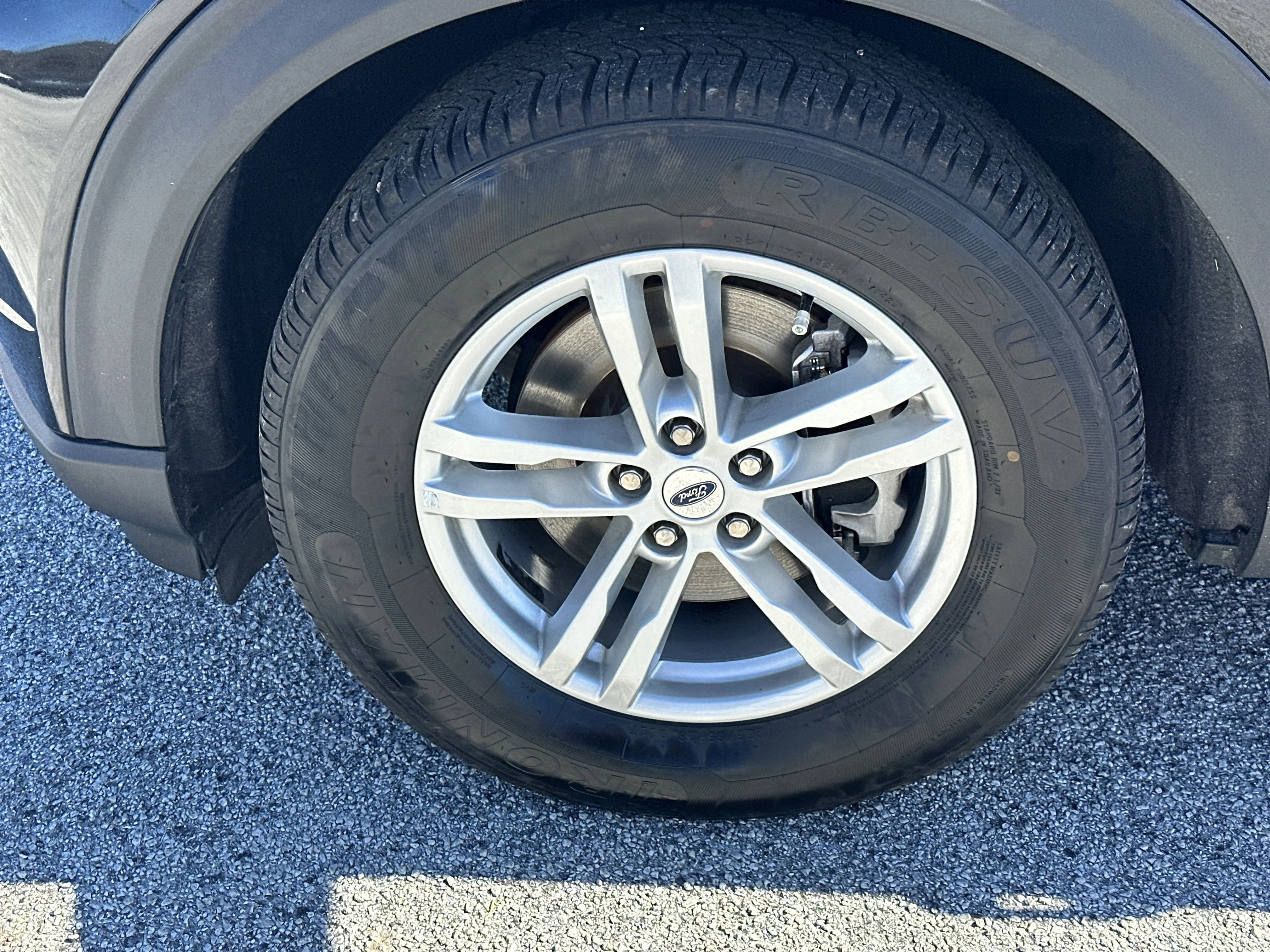 2023 Ford Explorer XLT - Photo 12