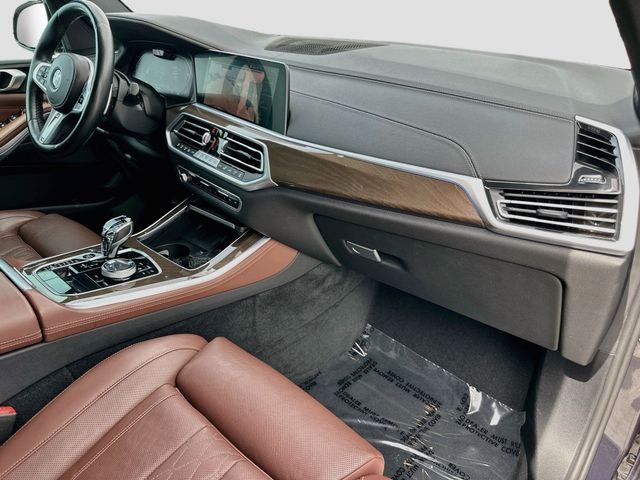 Certified Used 2022 Gray BMW sDrive40i image 30