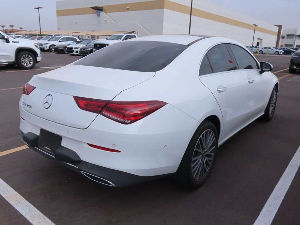 Used 2023  Mercedes-Benz CLA 250 image 4