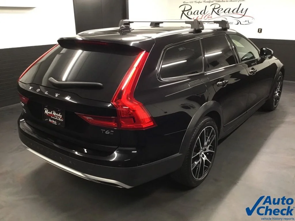 Used 2020 Black Volvo T6 AWD image 11