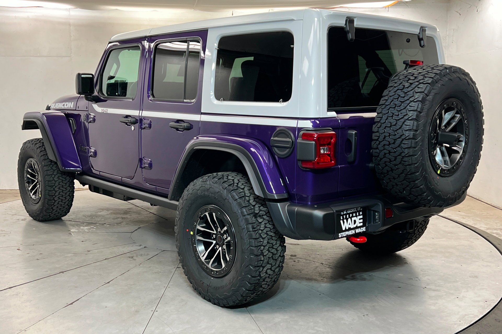 New 2026 Reign Exterior Paint Jeep Rubicon image 3