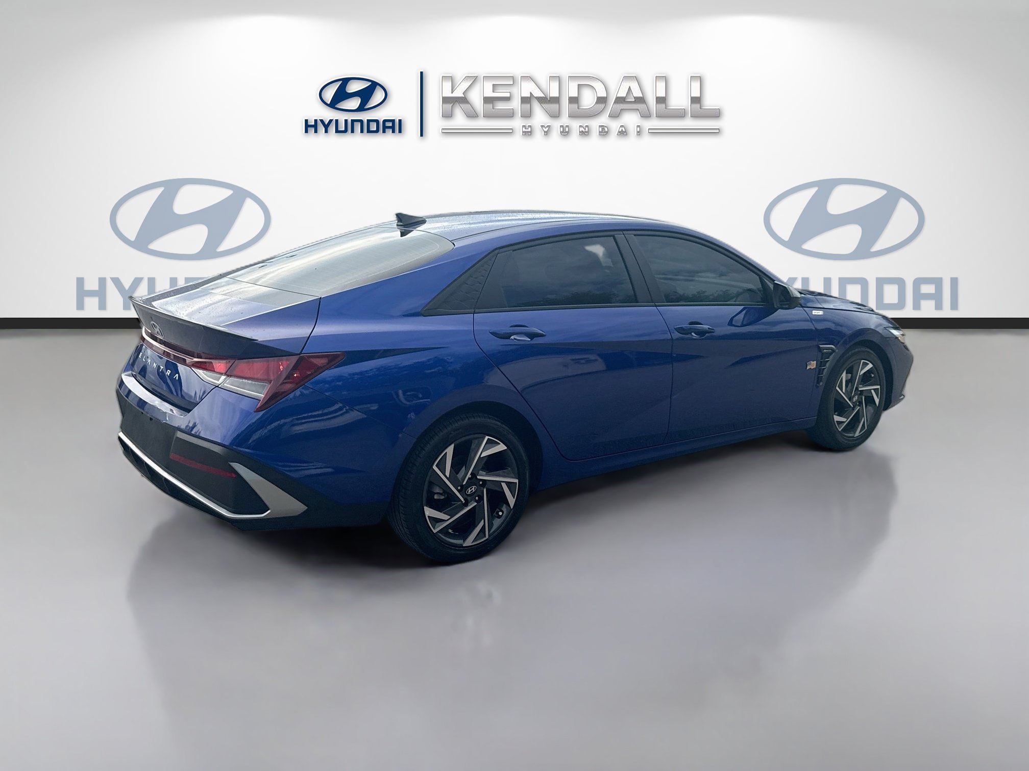 Used 2025 Intense Blue Hyundai SEL Sport image 6