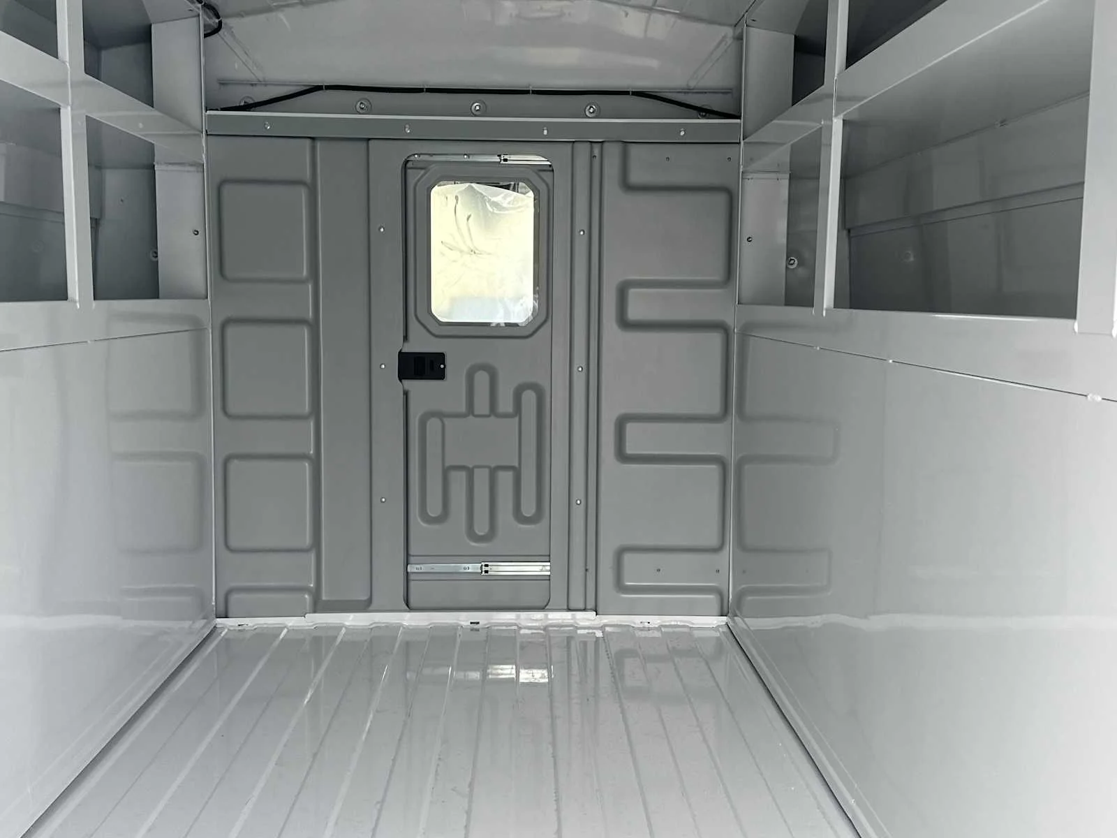 2024 Ford Transit Cutaway Base - Photo 19