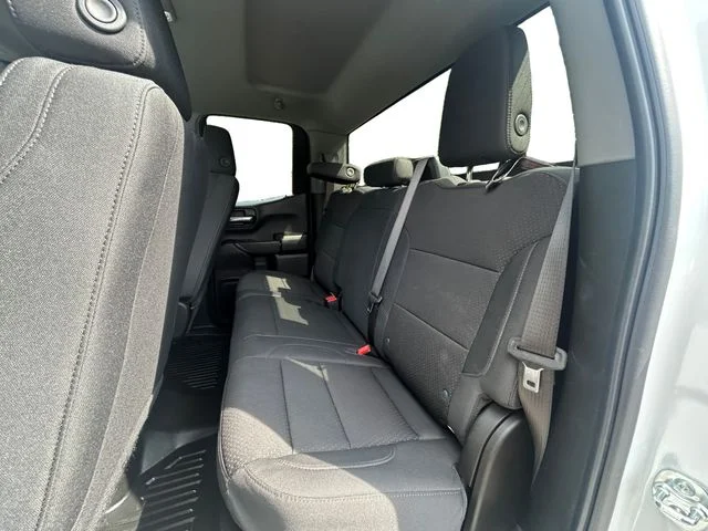 Used 2025 Summit White Chevrolet WT image 13