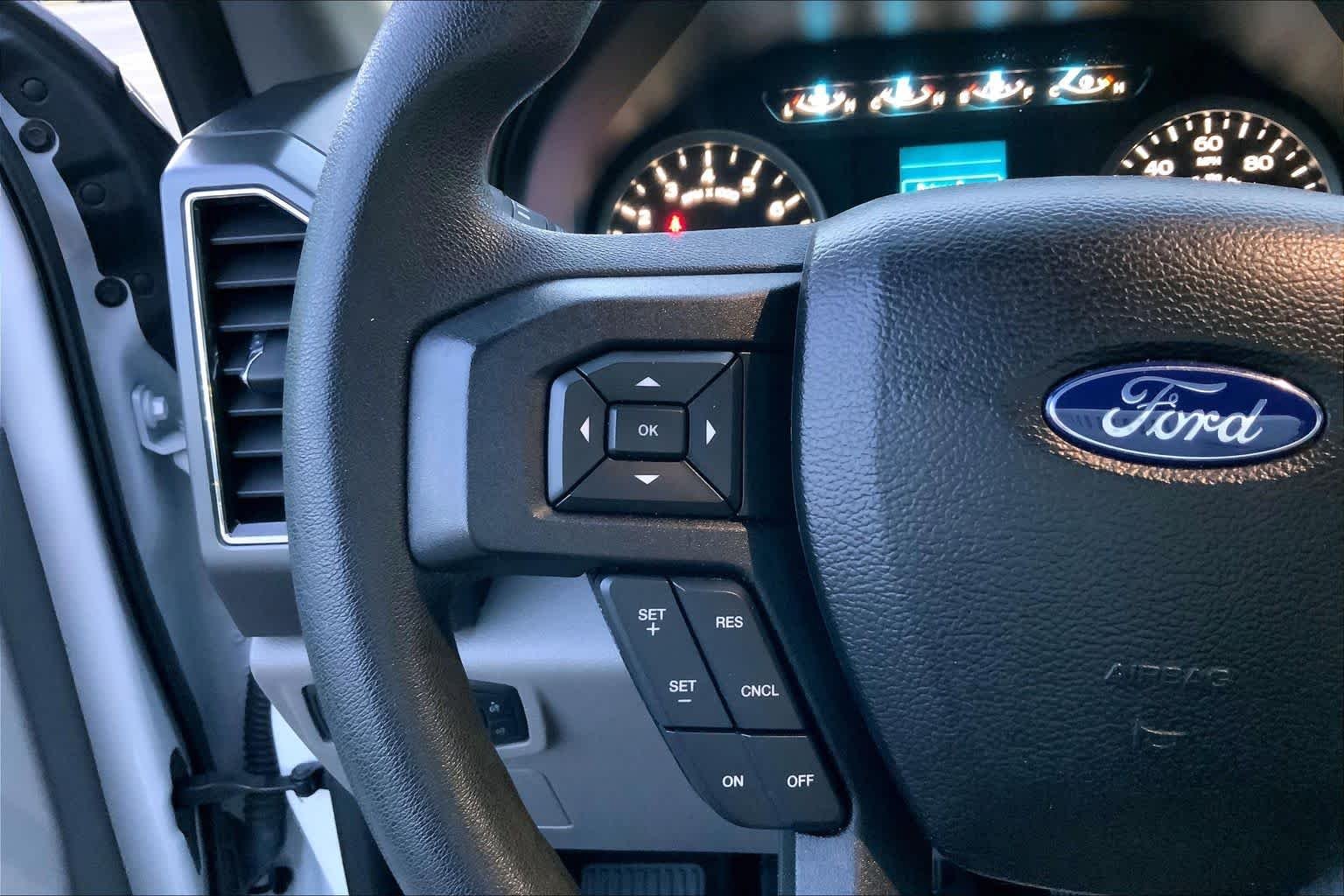Used 2018 Oxford White Ford XLT image 23