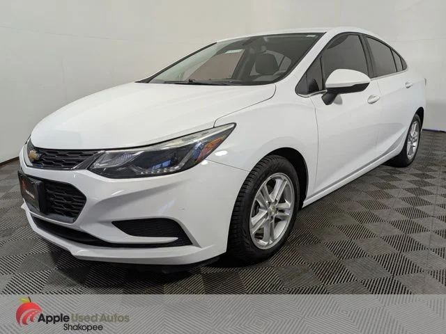 Used 2018 White Chevrolet LT image 3