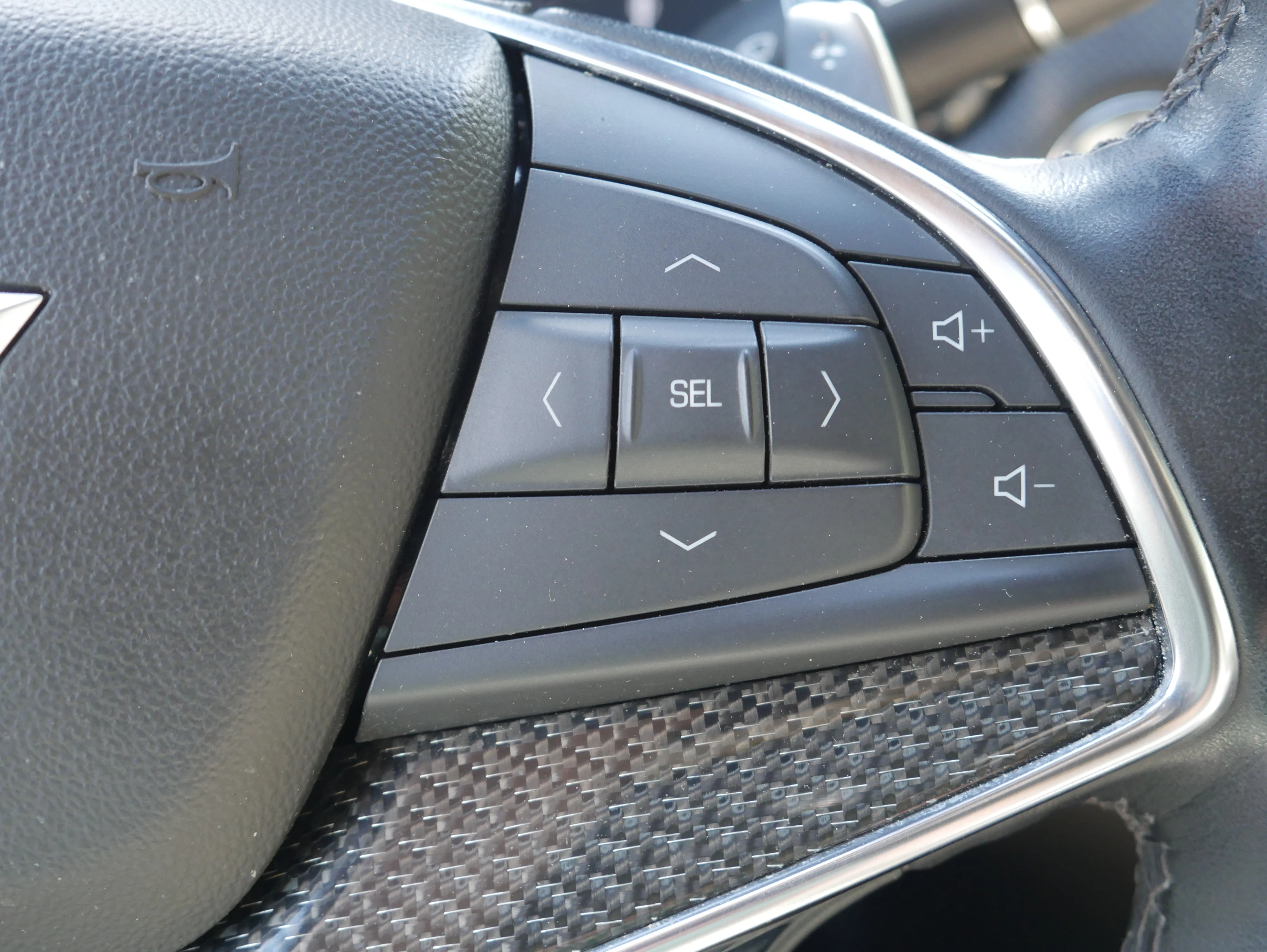 Used 2022 Rosewood Metallic Cadillac Sport image 26