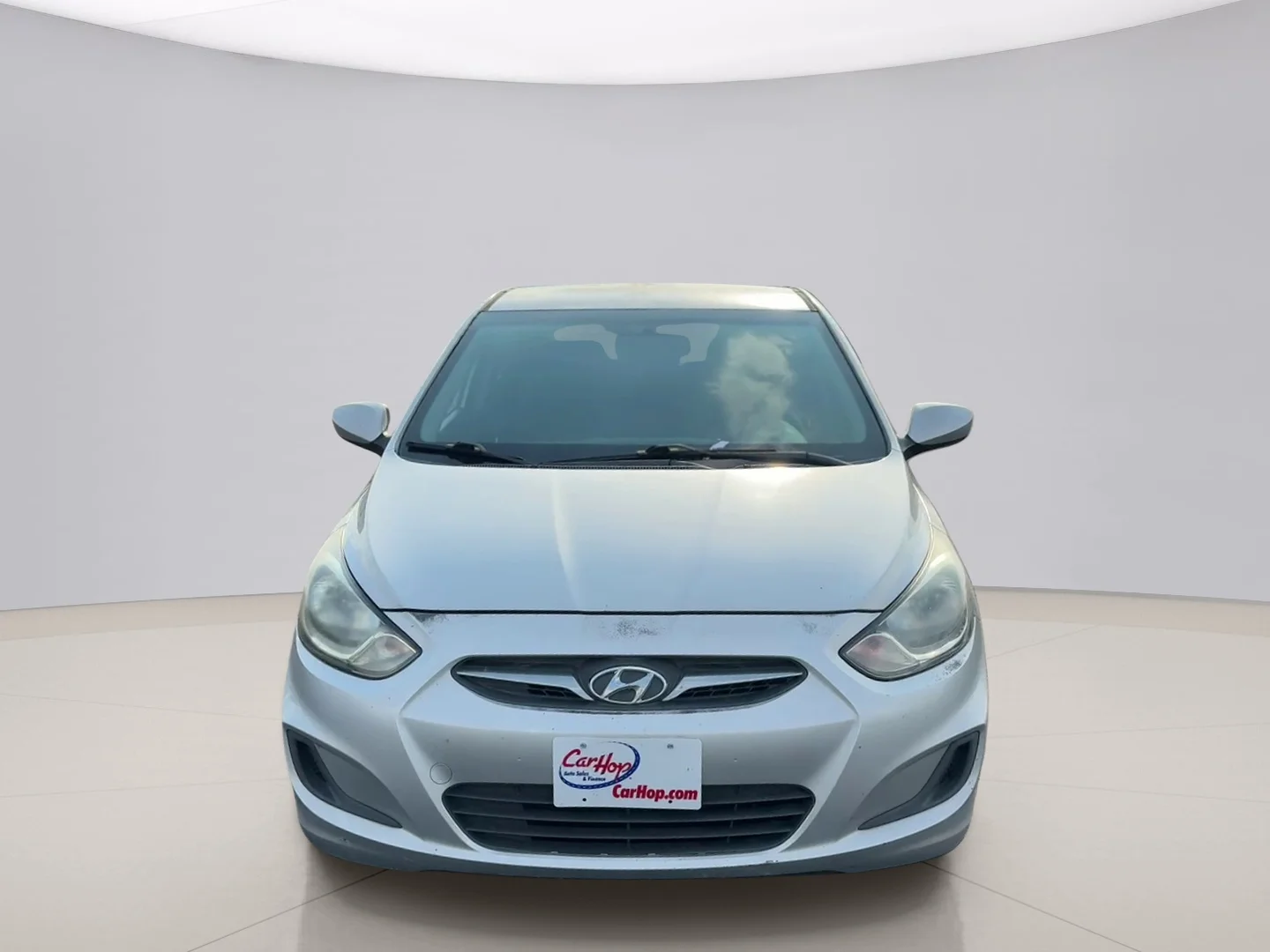 Used 2014 Silver Hyundai GS image 2