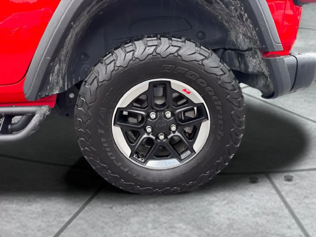 Used 2019 Red Jeep Unlimited Rubicon image 30
