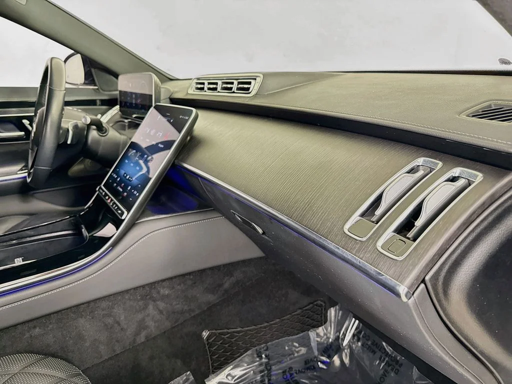 Used 2022  Mercedes-Benz S 580 image 29